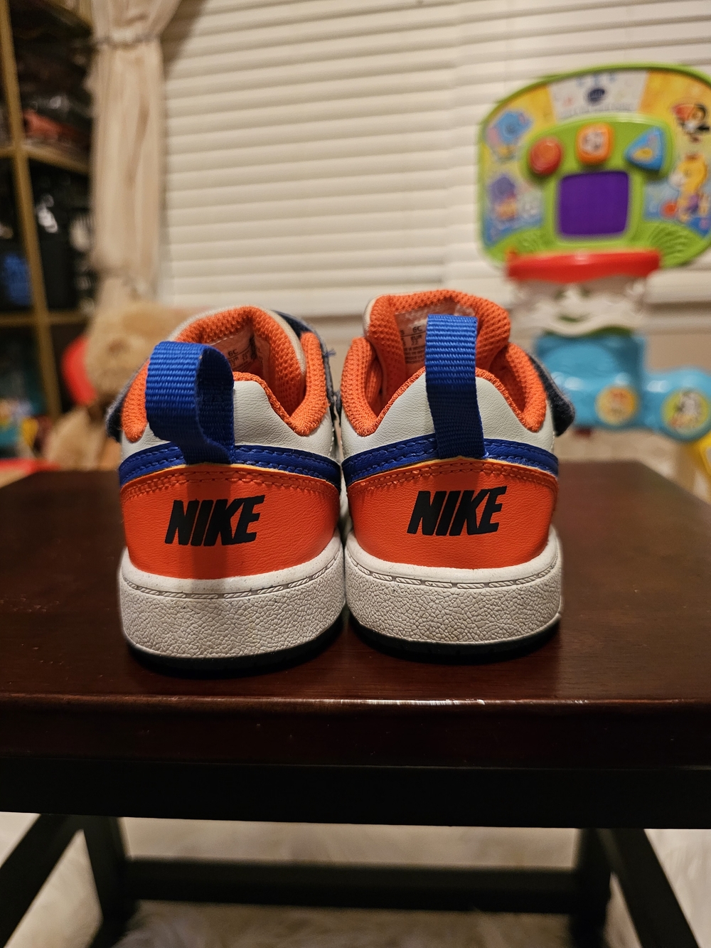 Nike Kids Blue, Navy & Orange Low-Top Sneaker - Velcro - Picture 4 of 5